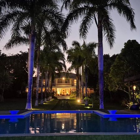 Casa Grande Sao Vicente Hotel ปอร์โตเซกูโร ภายนอก รูปภาพ